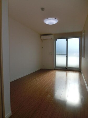 リブリ・アゼリアの物件内観写真